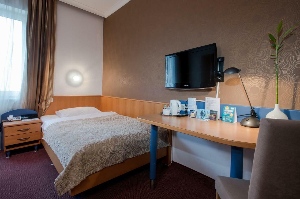 Hotel Geyer Klagenfurt am Woerthersee Luaran gambar